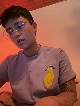 Snapshot of Ashley_Chriss chatting on January 2025 09:54:02 AM Ashley Chriss online show from January 2025 09:54:02 AM