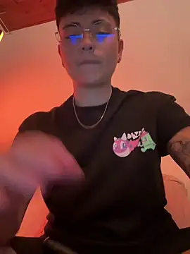 Snapshot of Ashley_Chriss chatting on January 2025 07:11:01 AM Ashley Chriss online show from January 2025 07:11:01 AM