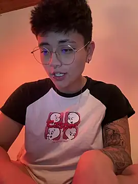 Snapshot of Ashley_Chriss chatting on January 2025 09:26:01 AM Ashley Chriss online show from January 2025 09:26:01 AM