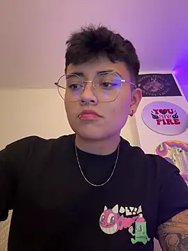 Snapshot of Ashley_Chriss chatting on February 2025 01:36:01 AM Ashley Chriss online show from February 2025 01:36:01 AM