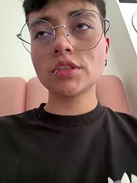 Snapshot of Ashley_Chriss chatting on February 2025 10:00:01 PM Ashley Chriss online show from February 2025 10:00:01 PM