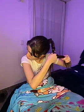 Snapshot of Catyloves chatting on January 2025 04:08:01 AM Catyloves online show from January 2025 04:08:01 AM