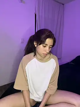 Snapshot of Catyloves chatting on January 2025 06:31:02 AM Catyloves online show from January 2025 06:31:02 AM