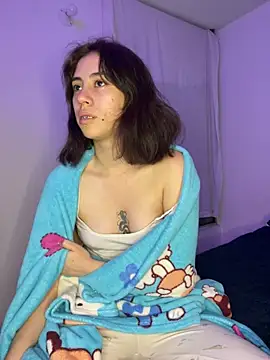 Snapshot of Catyloves chatting on February 2025 08:32:02 AM Catyloves online show from February 2025 08:32:02 AM