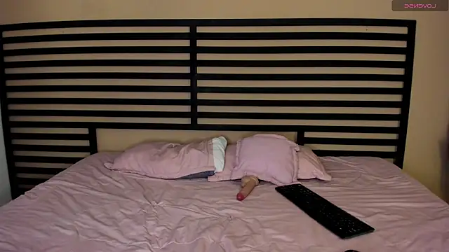 Snapshot of Catyloves chatting on November 2025 09:48:02 PM Catyloves online show from November 2025 09:48:02 PM