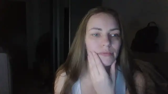 AnnaDiamond1 online show from April 2026 09:45:02 PM