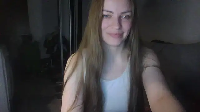AnnaDiamond1 online show from May 2026 09:20:02 PM