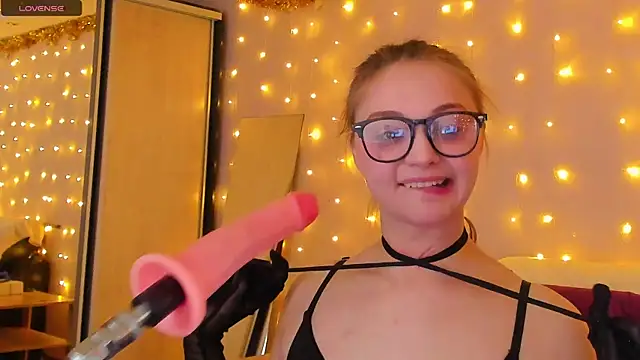 Snapshot of May_Flower chatting on January 2025 04:36:01 PM May Flower online show from January 2025 04:36:01 PM