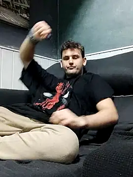 Snapshot of TheKing966 chatting on February 2025 07:30:01 PM TheKing966 online show from February 2025 07:30:01 PM