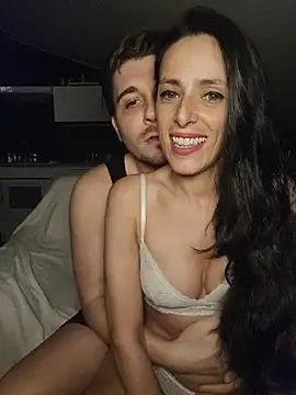 dansarah online show from December 2025 10:08:02 PM