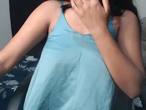 Snapshot of DevilErin chatting on March 2025 09:37:02 PM DevilErin online show from March 2025 09:37:02 PM