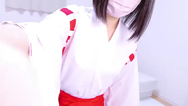 Im Yu-na online show from January 2025 01:56:01 PM