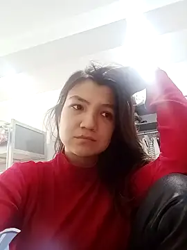 Snapshot of DesireDiana chatting on December 2024 06:44:02 AM DesireDiana online show from December 2024 06:44:02 AM