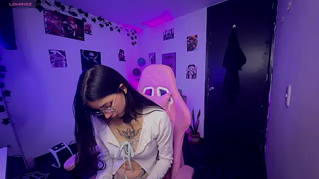 Snapshot of cami_mila9 chatting on February 2026 05:47:02 AM cami mila9 online show from February 2026 05:47:02 AM