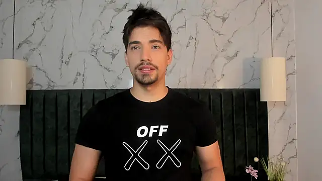 Snapshot of Ian_Daviz chatting on February 2025 07:42:02 PM Ian Daviz online show from February 2025 07:42:02 PM