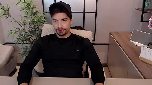 Snapshot of Ian_Daviz chatting on February 2025 02:17:02 AM Ian Daviz online show from February 2025 02:17:02 AM