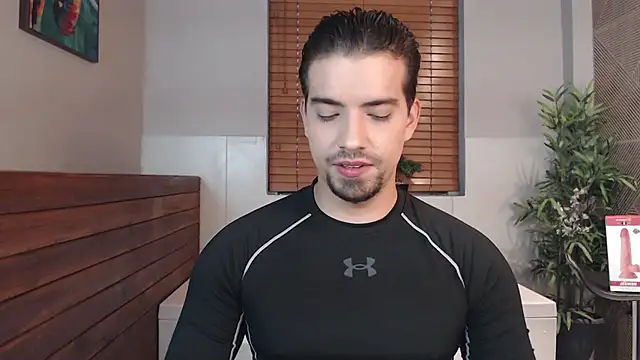 Snapshot of Ian_Daviz chatting on February 2025 10:53:01 PM Ian Daviz online show from February 2025 10:53:01 PM