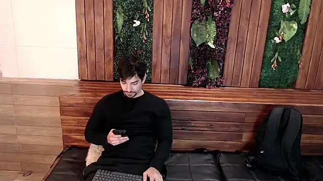 Snapshot of Ian_Daviz chatting on October 2025 11:52:02 AM Ian Daviz online show from October 2025 11:52:02 AM