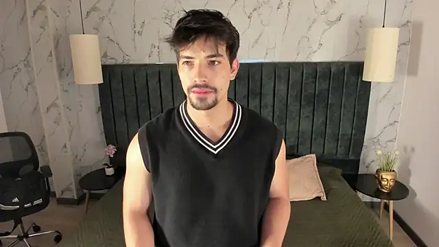 Snapshot of Ian_Daviz chatting on October 2025 12:06:02 PM Ian Daviz online show from October 2025 12:06:02 PM