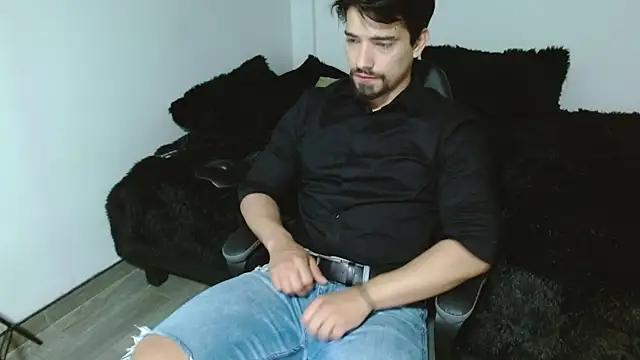 Snapshot of Ian_Daviz chatting on November 2025 03:33:02 PM Ian Daviz online show from November 2025 03:33:02 PM