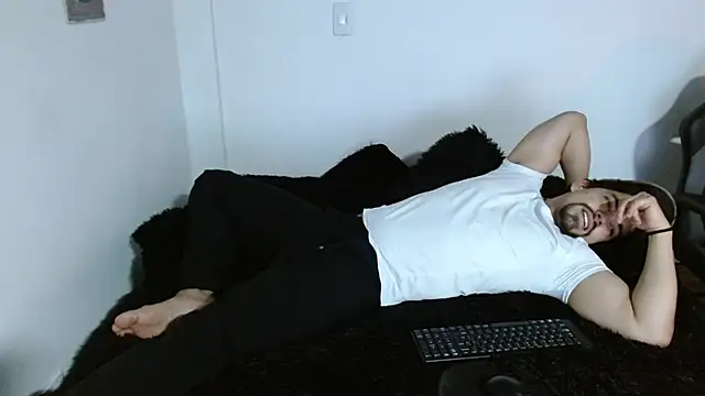 Snapshot of Ian_Daviz chatting on November 2025 01:55:02 AM Ian Daviz online show from November 2025 01:55:02 AM