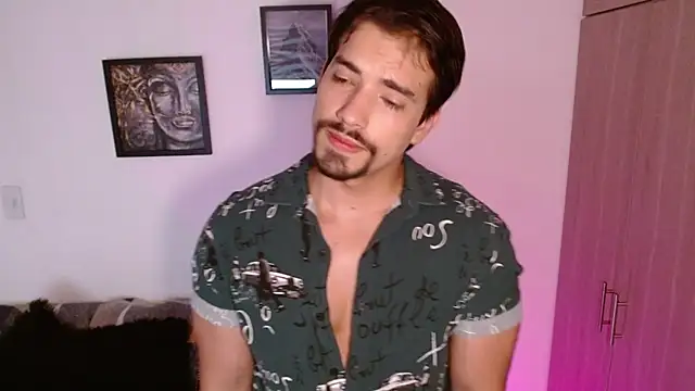 Snapshot of Ian_Daviz chatting on November 2025 05:13:02 PM Ian Daviz online show from November 2025 05:13:02 PM