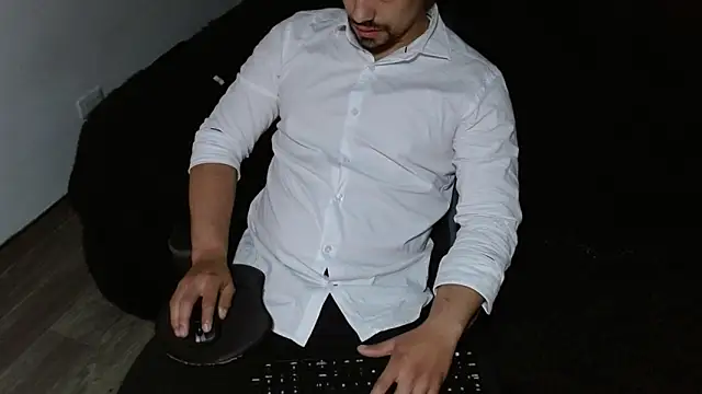 Snapshot of Ian_Daviz chatting on February 2026 10:10:01 AM Ian Daviz online show from February 2026 10:10:01 AM