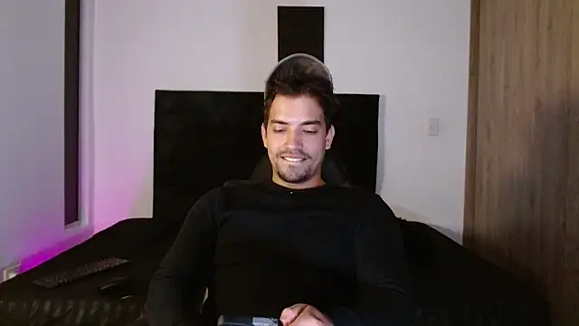 Ian Daviz online show from May 2026 03:23:01 AM