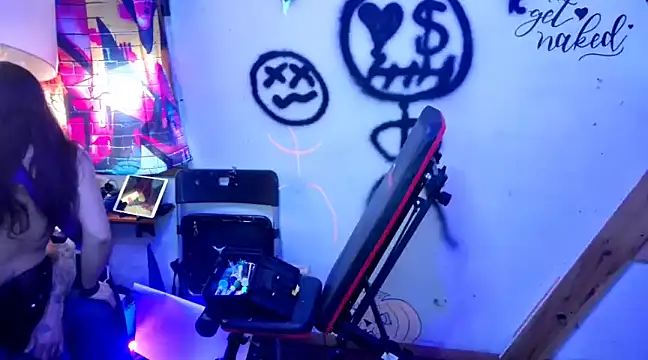 KRYZTALYNXXX online show from January 2025 01:59:01 PM