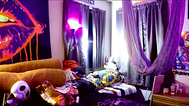 KRYZTALYNXXX online show from February 2025 07:45:01 AM