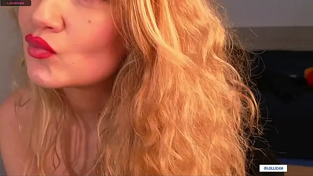 Lolli  Moon online show from February 2025 04:46:01 PM