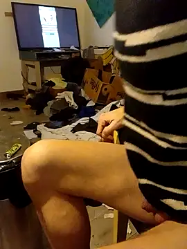 Snapshot of sjorgiogeorge chatting on January 2025 06:06:01 PM sjorgiogeorge online show from January 2025 06:06:01 PM