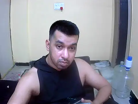 sajid69619 online show from April 2026 07:22:01 PM
