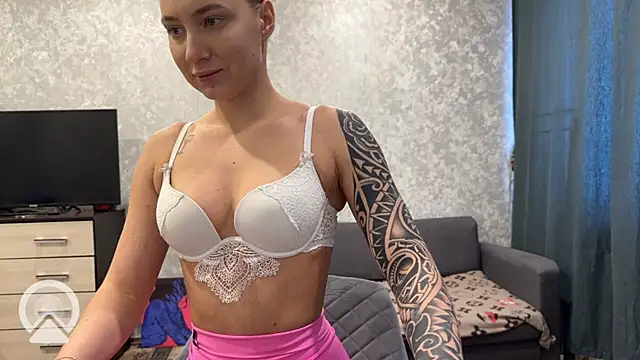 AnneBall online show from February 2025 10:10:01 AM