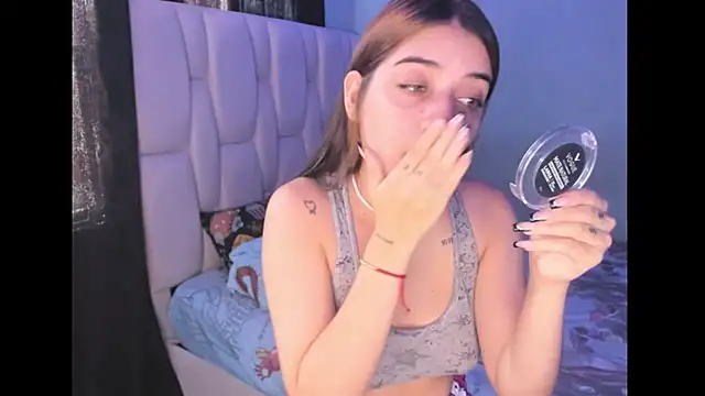 KittyKlum online show from January 2025 04:48:01 PM