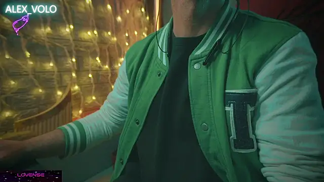 alex-volo online show from December 2024 09:39:02 AM