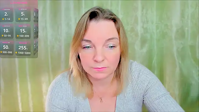 Snapshot of Regina__blue chatting on February 2025 07:40:02 PM Regina blue online show from February 2025 07:40:02 PM