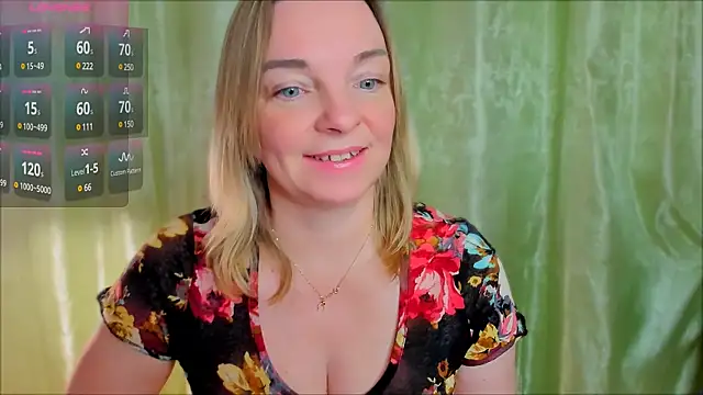 Snapshot of Regina__blue chatting on March 2025 07:26:02 PM Regina blue online show from March 2025 07:26:02 PM