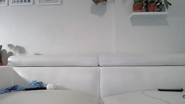 Snapshot of badblondebunny chatting on March 2025 02:38:02 AM badblondebunny online show from March 2025 02:38:02 AM