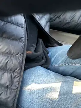 Snapshot of SmokingSloth chatting on February 2025 01:22:01 PM SmokingSloth online show from February 2025 01:22:01 PM