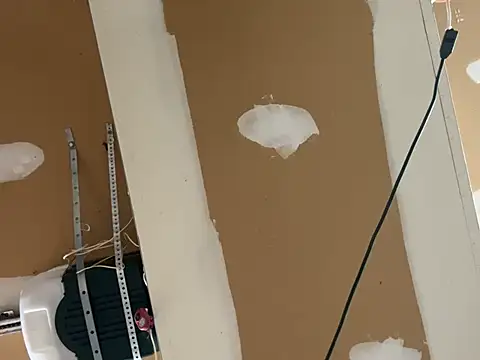 Snapshot of SmokingSloth chatting on March 2025 02:37:01 AM SmokingSloth online show from March 2025 02:37:01 AM