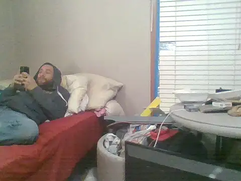 Snapshot of SmokingSloth chatting on December 2025 04:44:01 PM SmokingSloth online show from December 2025 04:44:01 PM