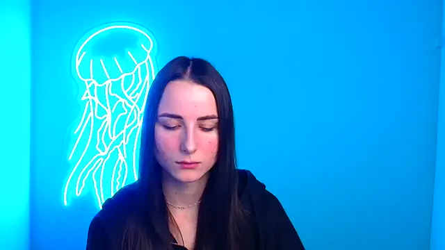 Eva Janee online show from December 2024 10:23:02 AM