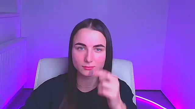 Eva Janee online show from December 2024 03:30:02 PM