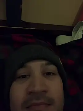 Snapshot of Sleeker99 chatting on December 2024 03:18:02 AM Sleeker99 online show from December 2024 03:18:02 AM