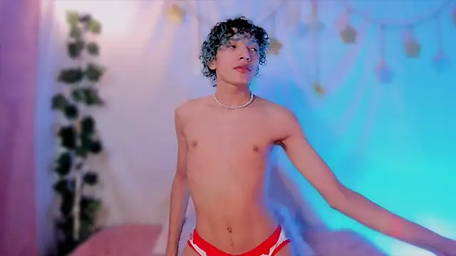 Snapshot of Im_Alejo chatting on September 2025 12:46:02 AM Im Alejo online show from September 2025 12:46:02 AM