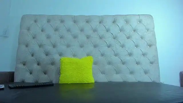 Snapshot of FernandaClar chatting on March 2025 10:32:01 PM FernandaClar online show from March 2025 10:32:01 PM