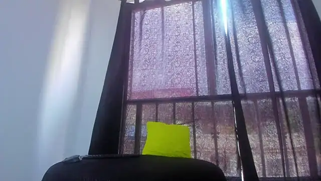 Snapshot of FernandaClar chatting on March 2025 09:29:02 PM FernandaClar online show from March 2025 09:29:02 PM