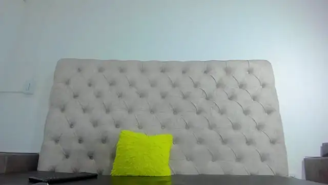 Snapshot of FernandaClar chatting on March 2025 01:12:01 PM FernandaClar online show from March 2025 01:12:01 PM