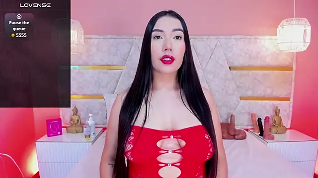 melany saenz online show from November 2025 04:33:01 AM